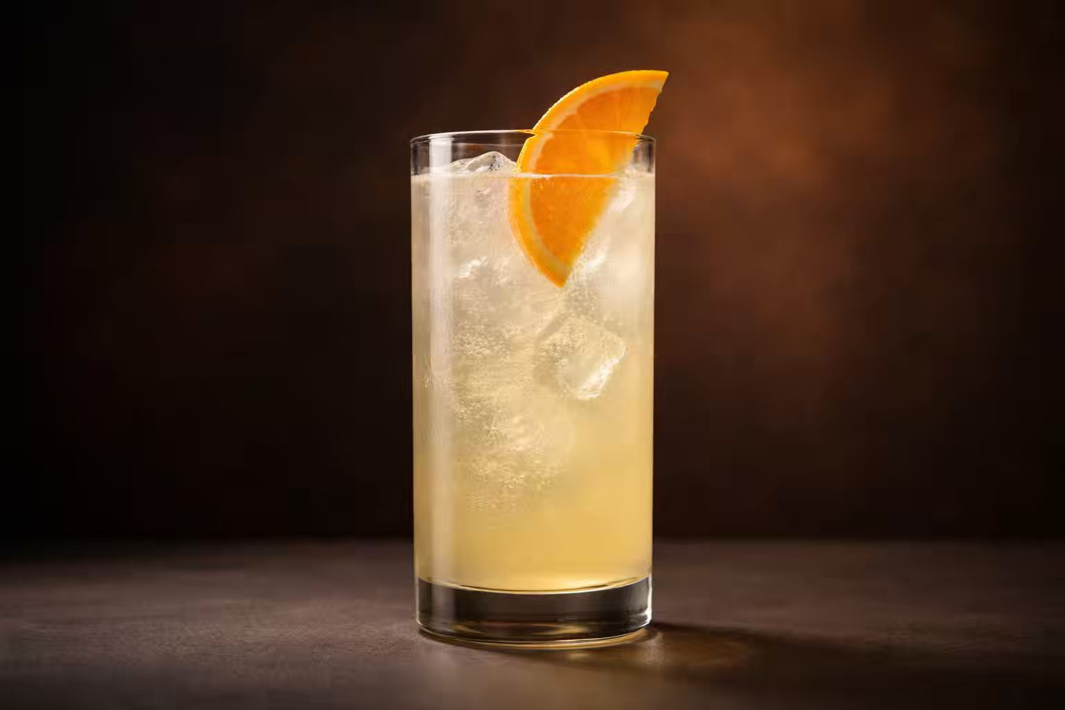 Mrs Hendrickx Lemonade Highball